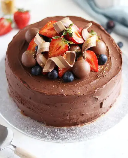 How to Make Chocolate Fluff Cake