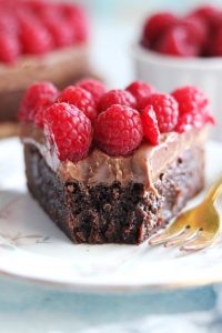 How to Make Fudge Chocolate Cake