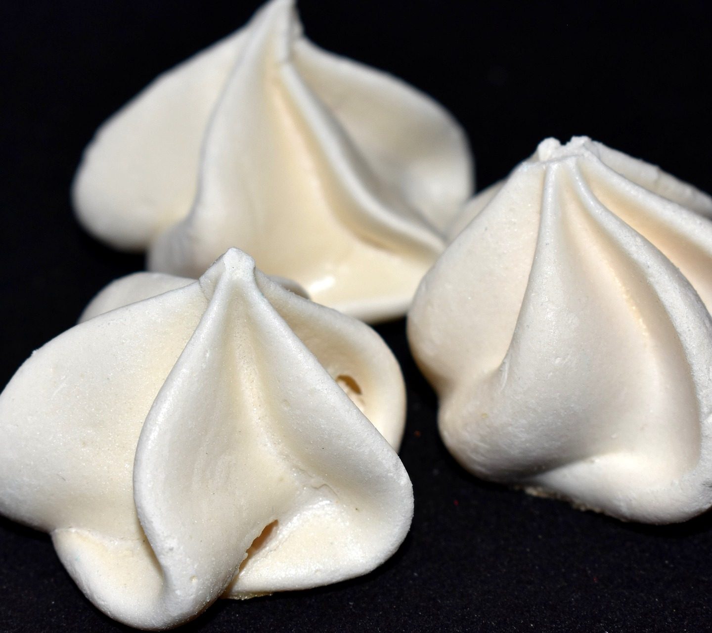 How to Make the Perfect Meringue