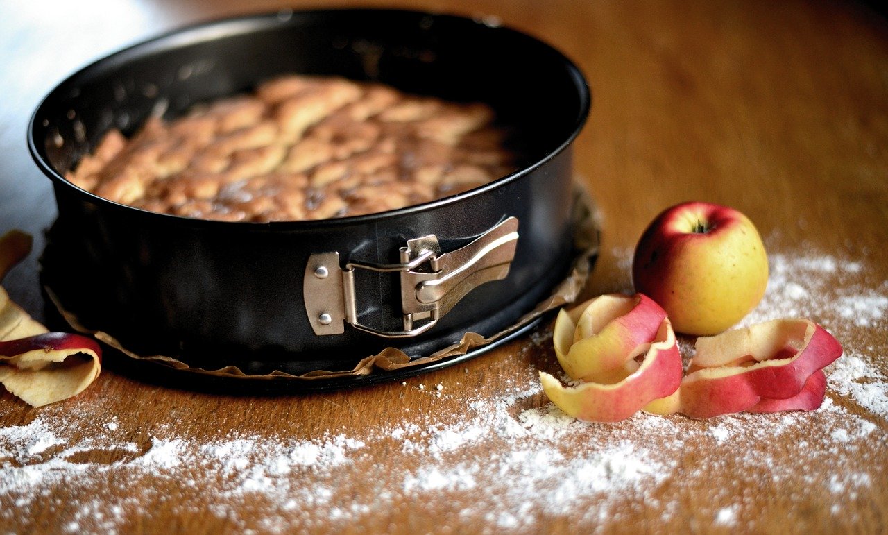 Apple Pie with Almonds Recipe