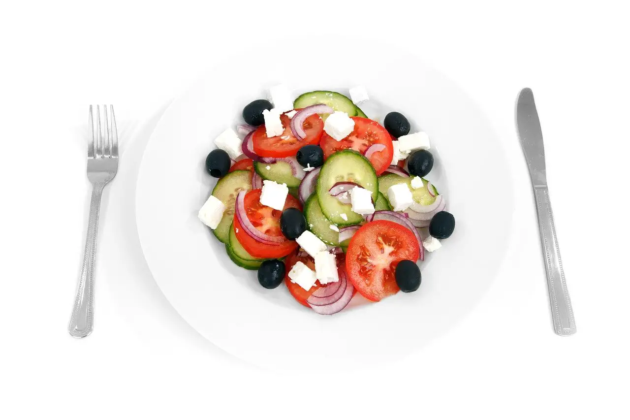 Greek Salad with Mixed Beans Recipe