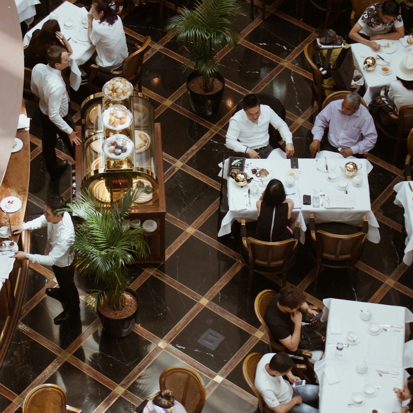Thinking of Setting up a Restaurant? Top Tips for a Successful Launch